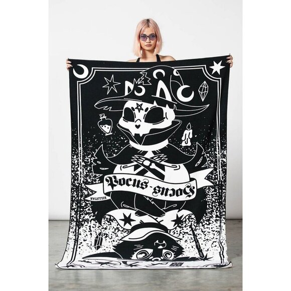 Killstar ✦ Meow-Gical Beach Towel ✦ XL Black & White Microfiber Hocus Pocus Cat - Picture 6 of 6